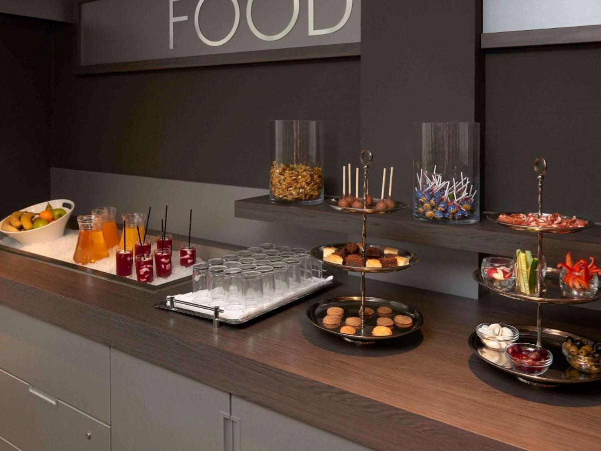 Mercure Hotel Tilburg Centrum Luaran gambar