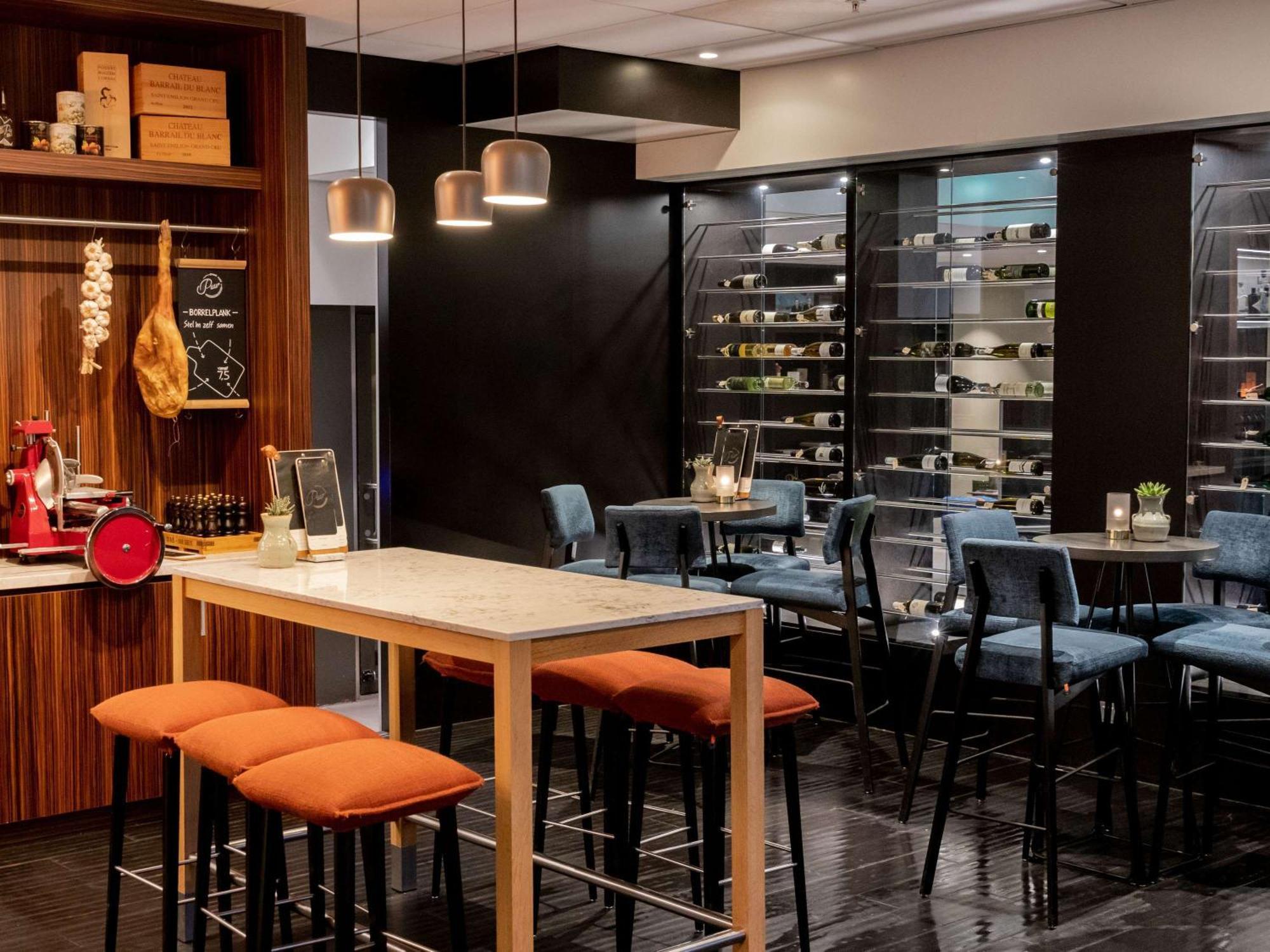 Mercure Hotel Tilburg Centrum Luaran gambar