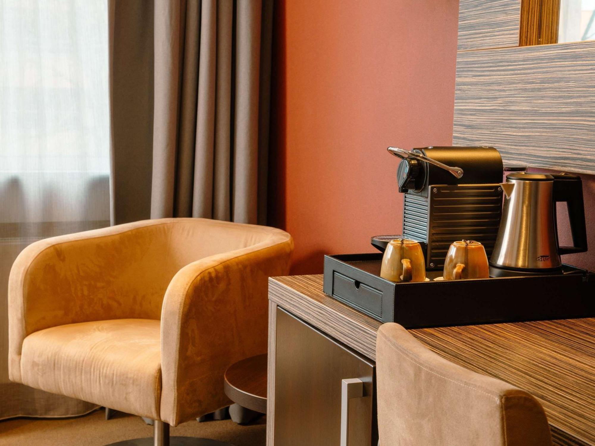 Mercure Hotel Tilburg Centrum Luaran gambar